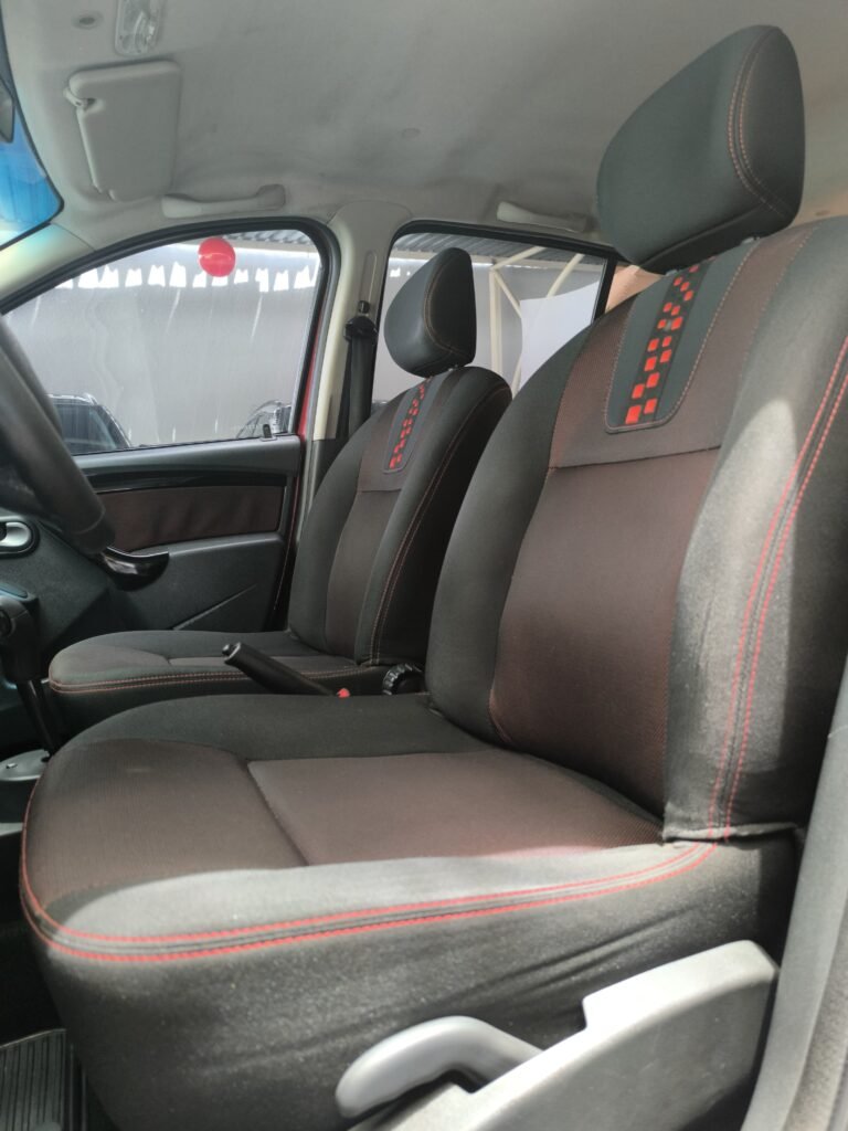 Sandero Stepway 1.6 automático 2014 seminovo em Goiânia
