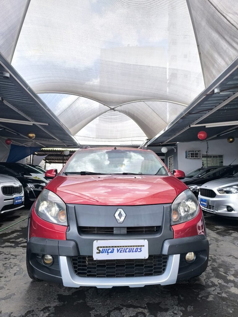Sandero Stepway 1.6 automático 2014 seminovo em Goiânia