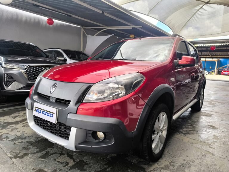 Sandero Stepway 1.6 automático 2014 seminovo em Goiânia