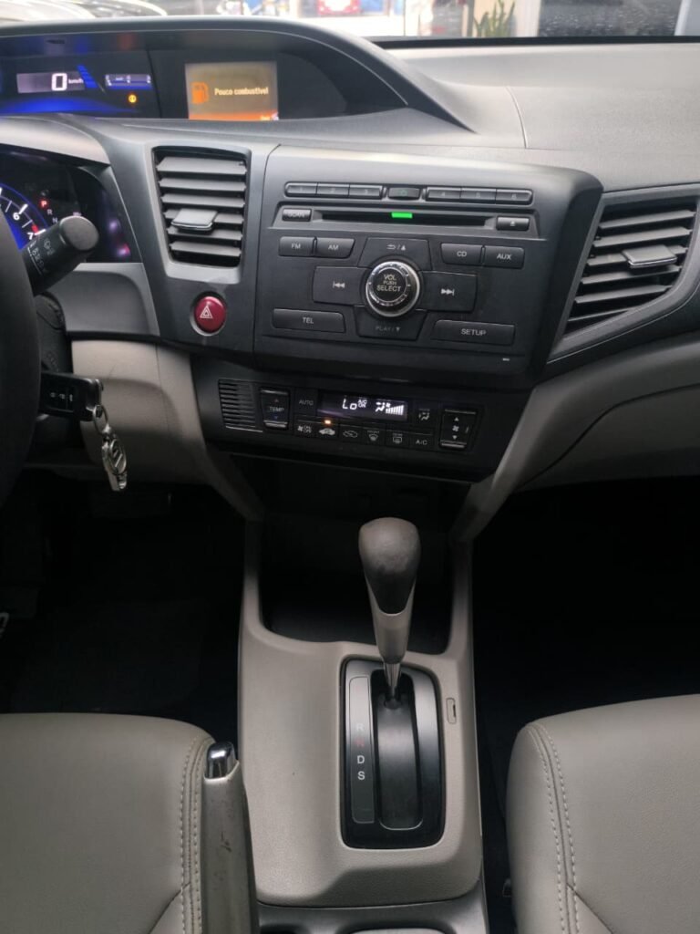 HONDA CIVIC SEDAN LXR