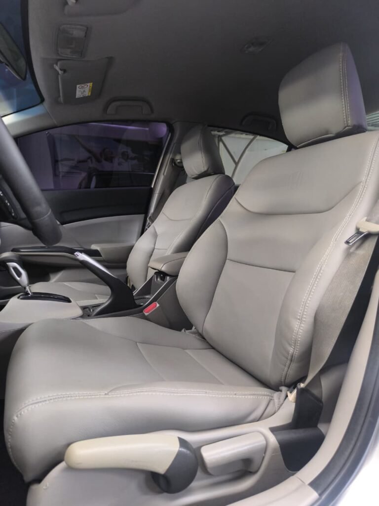 HONDA CIVIC SEDAN LXR