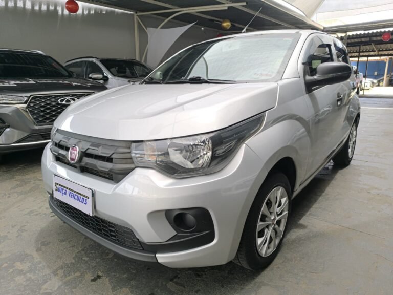 Fiat Mobi Easy 1.0 2017 hatch seminovo em Goiânia