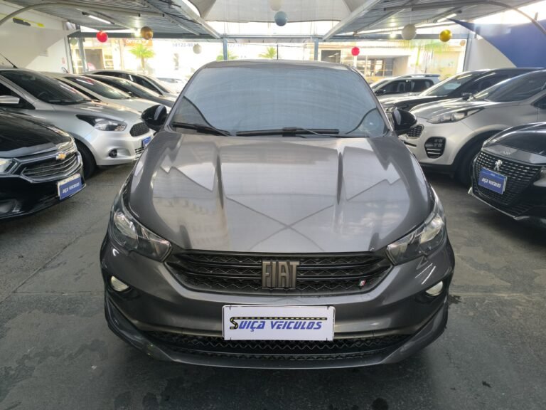 Fiat Cronos Drive 1.3 flex seminovo em Goiânia